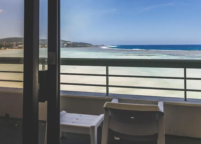 Tamuning hotels near Statue of Quiquha