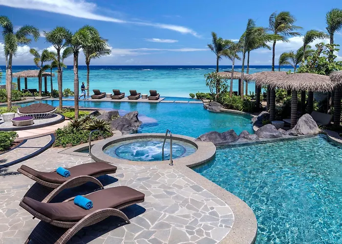 Luxury Hotels in Tumon near UnderWater World